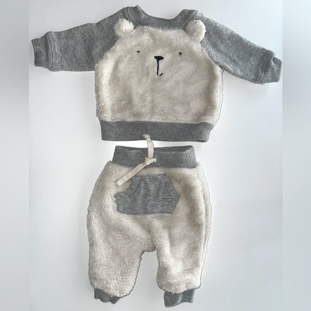 Baby Gap Fuzzy Bear Set